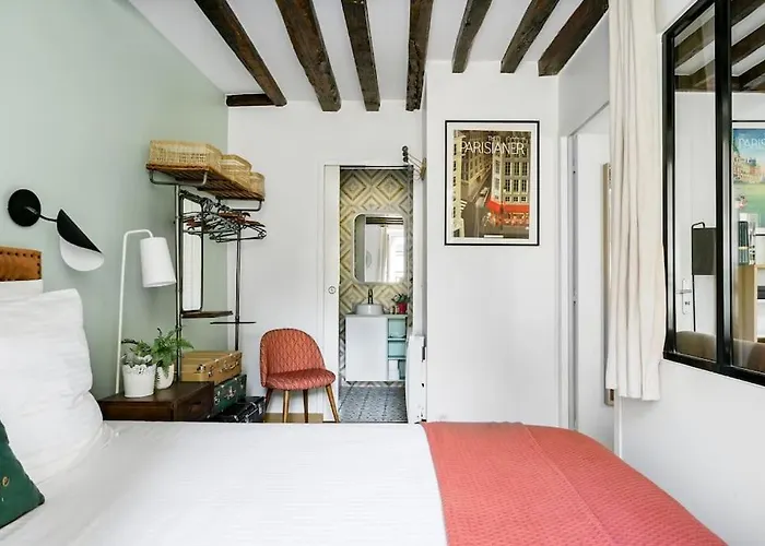 Marais Place Des Vosges Peaceful Air-conditioned * Paris