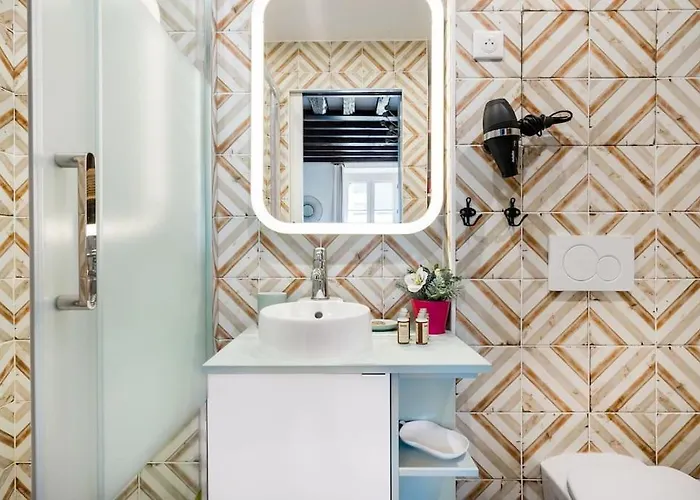 Apartment Marais Place Des Vosges Peaceful Air-conditioned